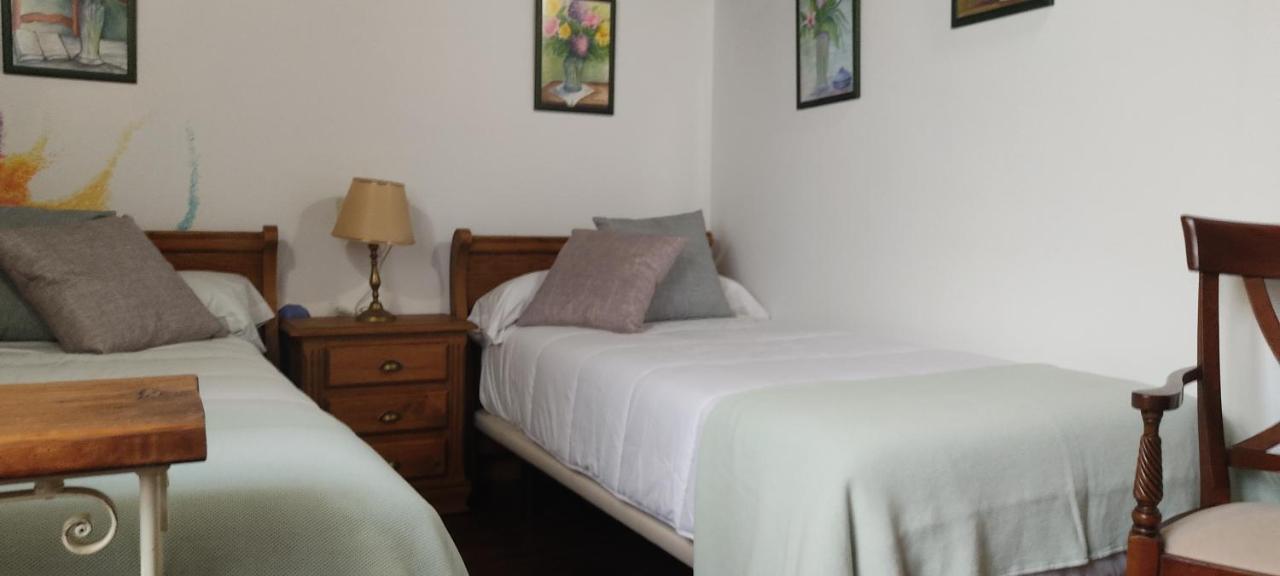 Hostal Mendaurpe Ituren Buitenkant foto