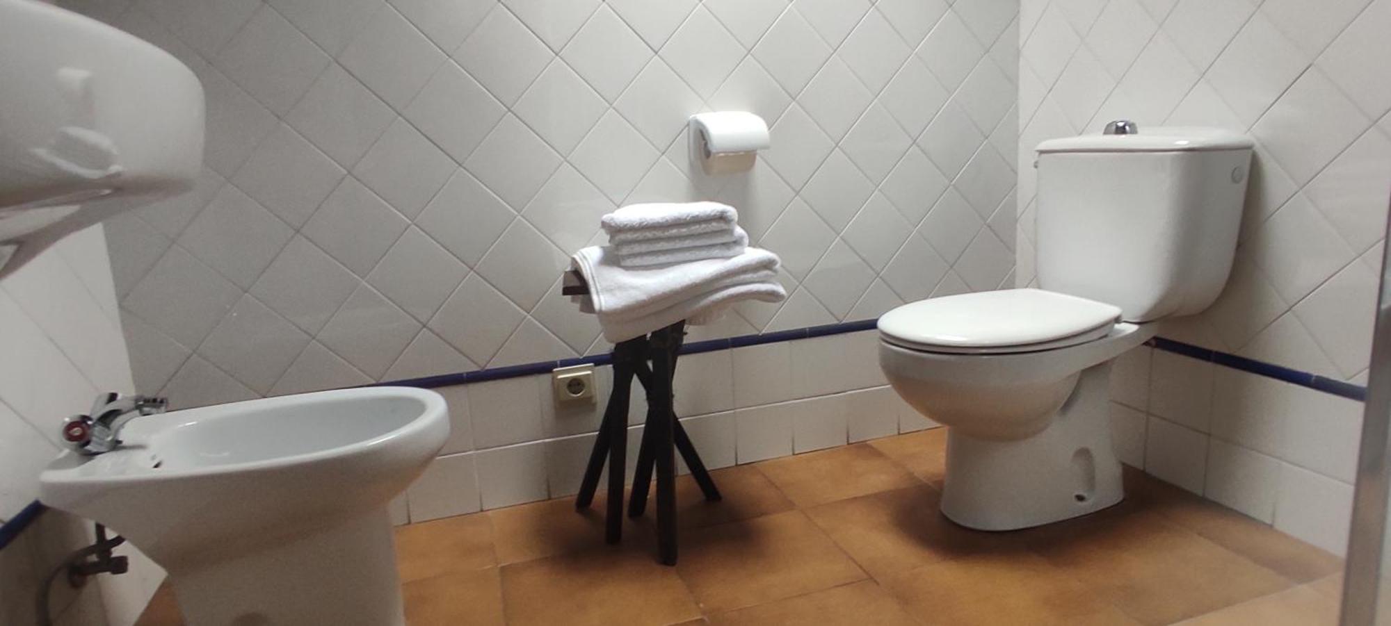 Hostal Mendaurpe Ituren Buitenkant foto